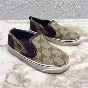 Gucci toddler sneakers shoes 25 US 9